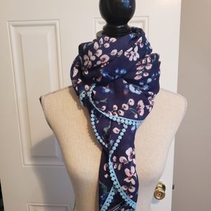 Women's lands end scarf